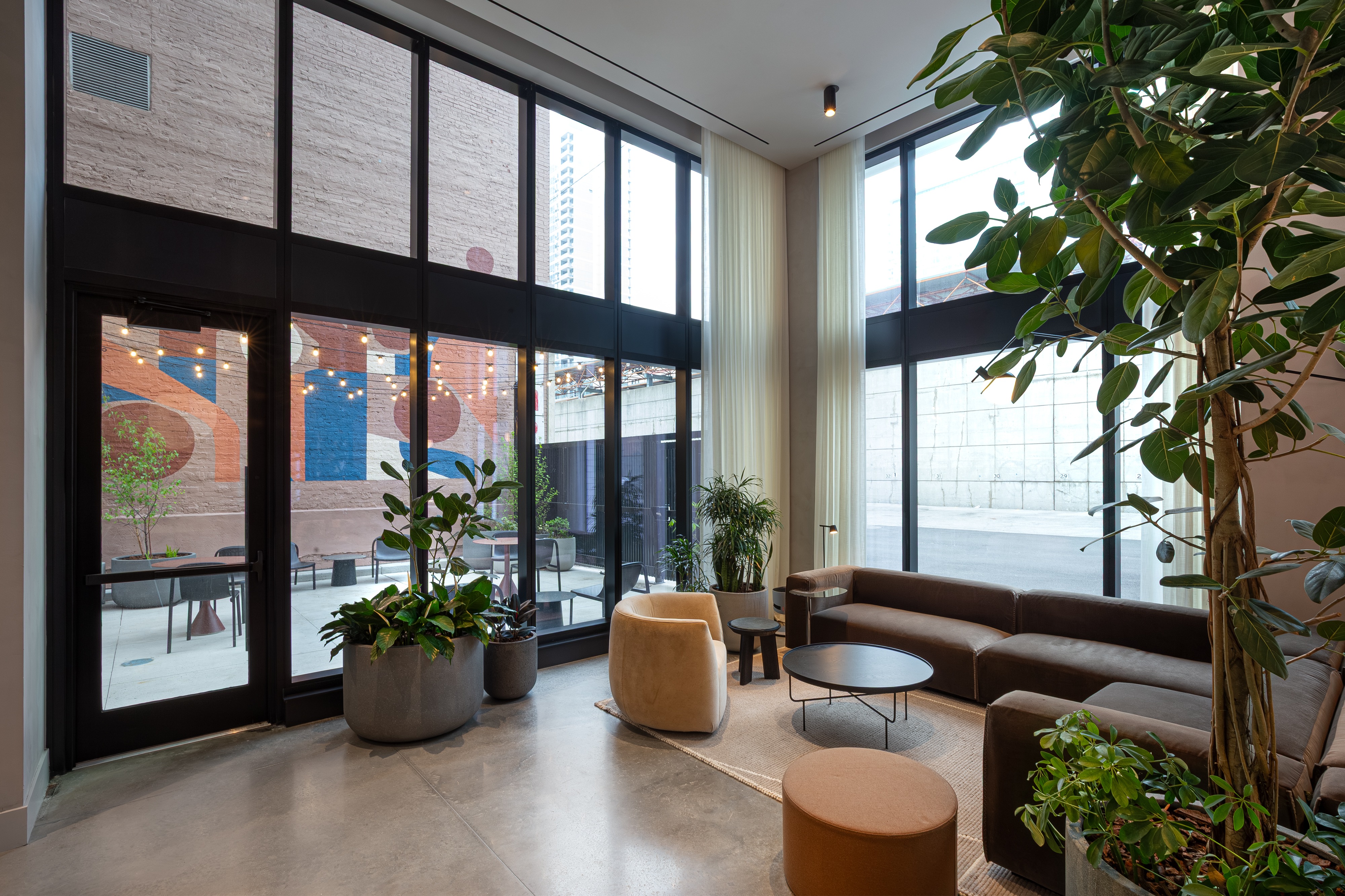 Straits Row 633 S. LaSalle St., Chicago, IL 60605